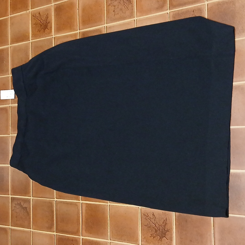 Elegant Knit Black Pencil Skirt